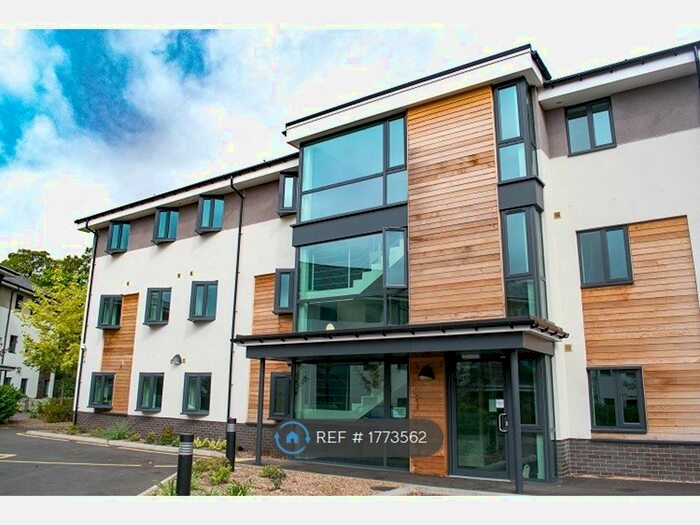 5 Bedroom Flat To Rent In Warwick New Road, Leamington Spa, CV32