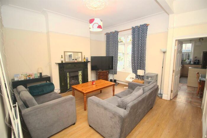 4 Bedroom Terraced House To Rent In Osborne Avenue, Newcastle Upon Tyne, NE2