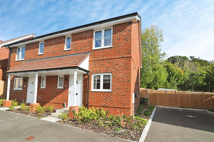 3 Bedroom Semi-Detached House To Rent In Glenister Way, St. Leonards-On-Sea, East Sussex, TN37