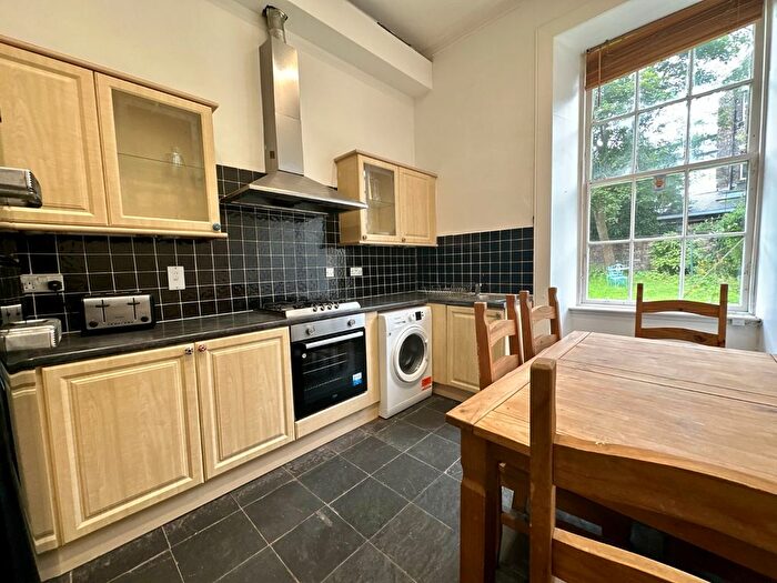 3 Bedroom Flat To Rent In St Vincent Crescent, Finnieston, Glasgow, G3