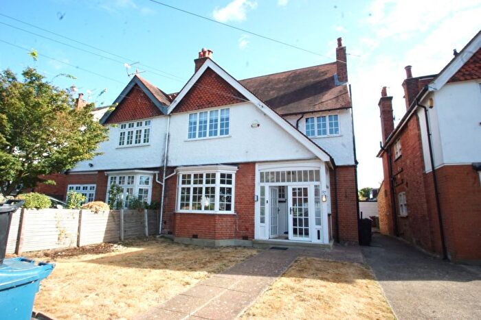 4 Bedroom Semi Detached House To Rent In Wellington Road, Pinner, HA5