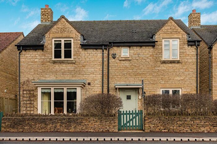 4 Bedroom Detached House For Sale In Woodlands Close, Eastcombe, Stroud, Gloucestershire, GL6