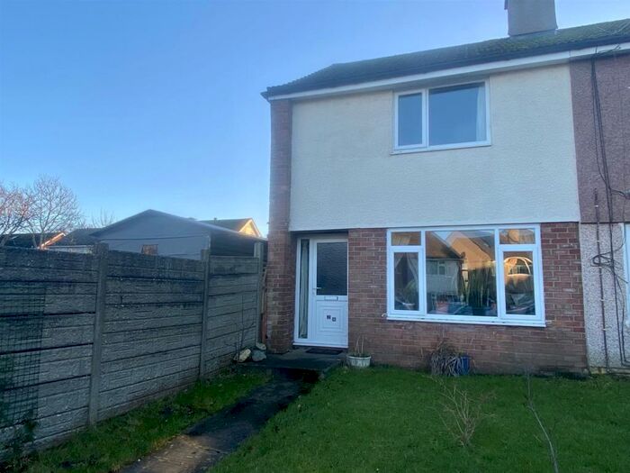 2 Bedroom End Of Terrace House For Sale In St Catherines Close, Llanfaes, LL58