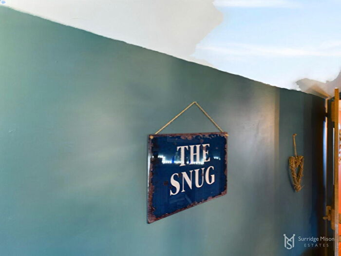 2 Bedroom Cottage For Sale In High Street, Pevensey, East Sussex, BN24