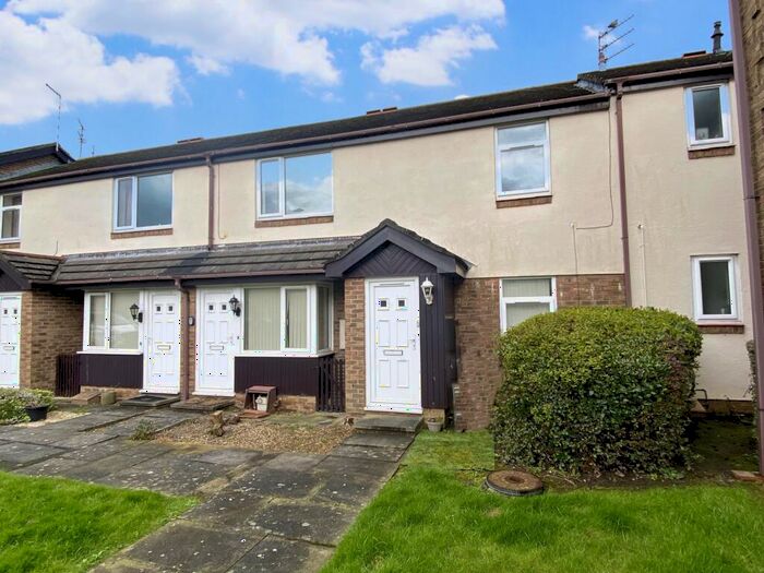 2 Bedroom Flat To Rent In Sandown, Whitley Bay, NE25