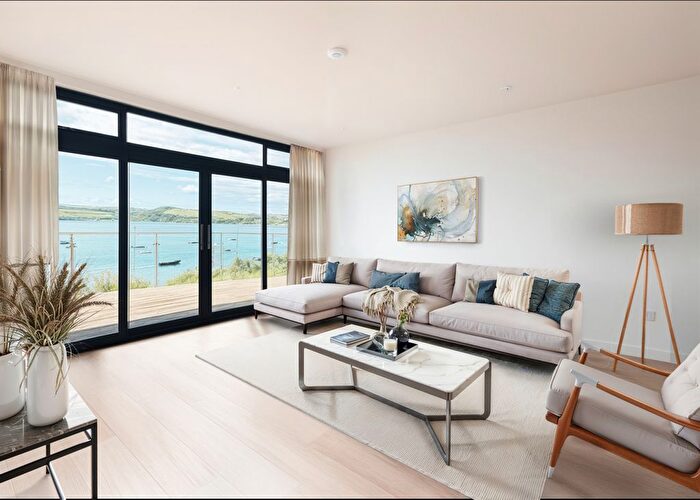 3 Bedroom Flat For Sale In Rock, Wadebridge, PL27