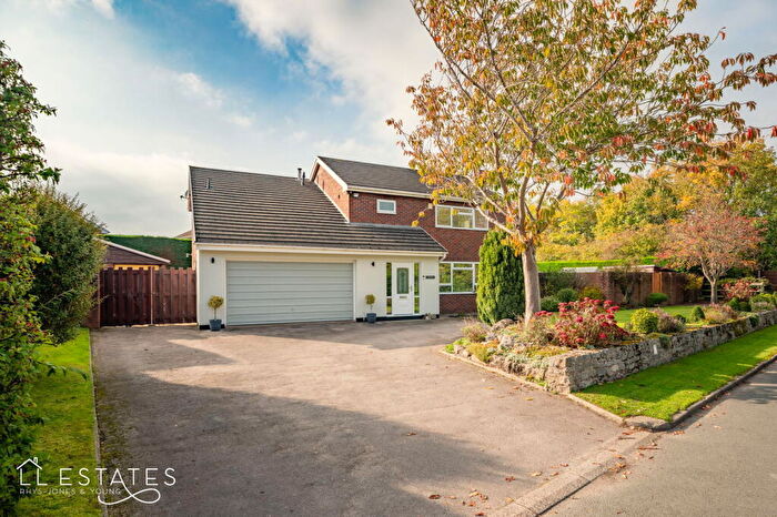 5 Bedroom Detached House For Sale In Mount Road, St. Asaph, LL17