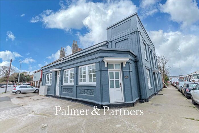 2 Bedroom Maisonette For Sale In Ship Launch Road, Ipswich, Suffolk, IP3