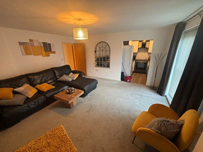 2 Bedroom Apartment To Rent In Parkland View, Lundwood, S71