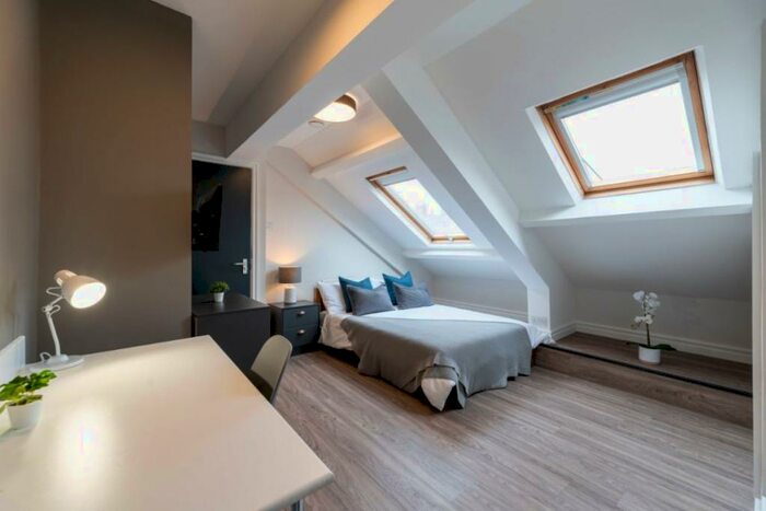 6 Bedroom Terraced House To Rent In King John Terrace, Newcastle, NE6