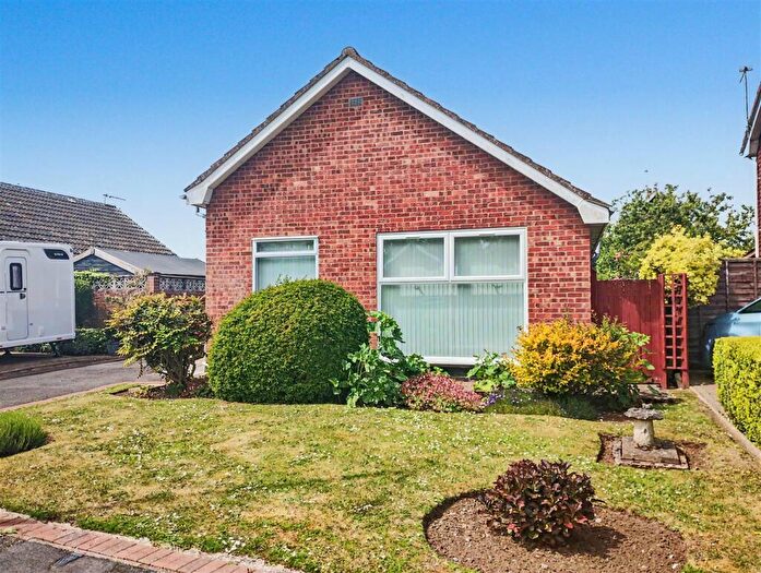 2 Bedroom Detached Bungalow For Sale In Meadow Gardens, Beccles, NR34