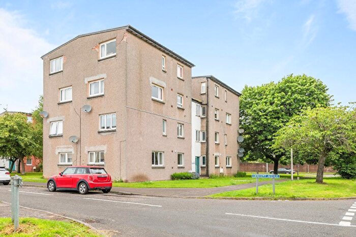 2 Bedroom Maisonette For Sale In Maggiewoods Loan, Falkirk, FK1