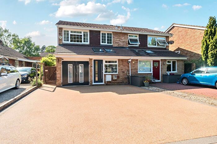 3 Bedroom Semi-Detached House For Sale In Maidenhead, Berkshire, SL6