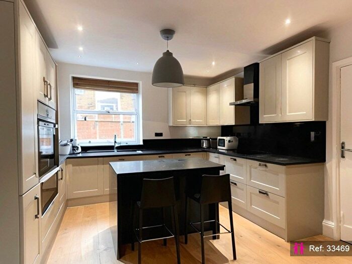 1 Bedroom Terraced House To Rent In Mercer Street, London, WC2H
