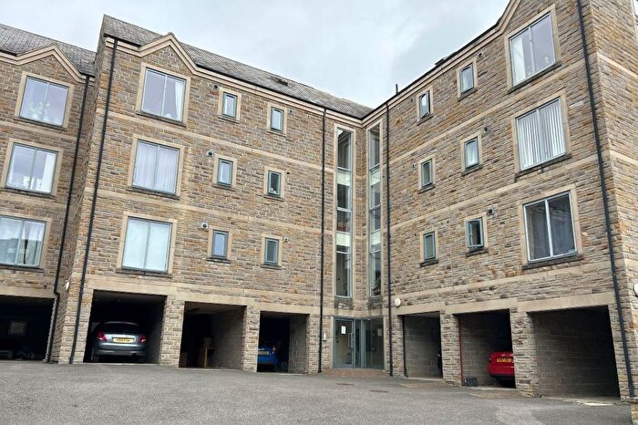 2 Bedroom Flat For Sale In King Cross Street, Halifax, HX1