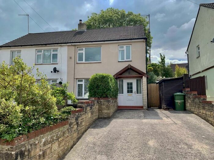 3 Bedroom Semi-Detached House To Rent In Delta Close, Frome, BA11