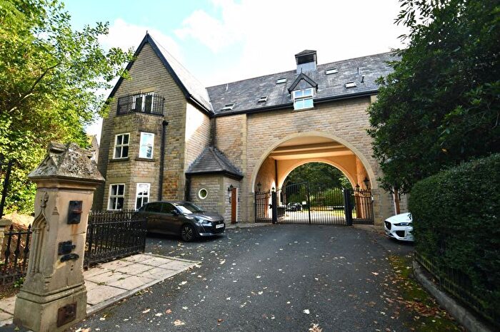 2 Bedroom Flat To Rent In Chaseley Road, Salford, M6