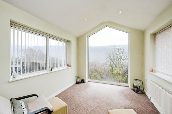 4 Bedroom Detached House For Sale In Graig Road, Godrergraig, Swansea, SA9
