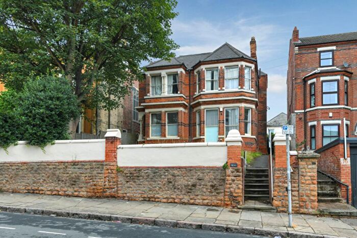 7 Bedroom Flat To Rent In Burns Street, Arboretum, Nottingham, NG7