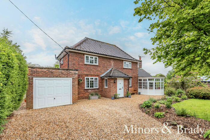 3 Bedroom Detached House For Sale In Swaffham Road, Wendling, NR19