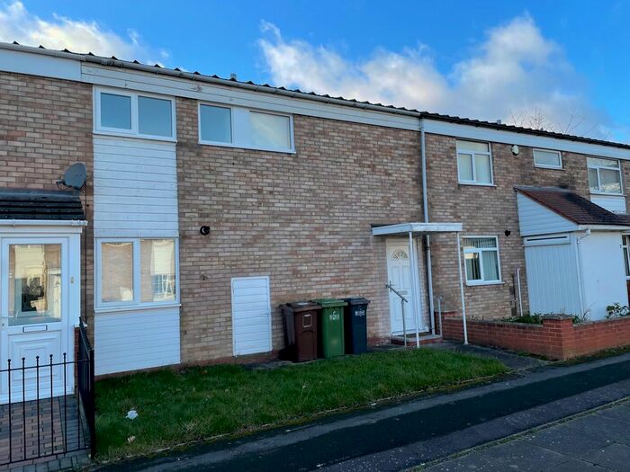 3 Bedroom Terraced House To Rent In Dove Way, Smith's Wood, Birmingham, West Midlands B36