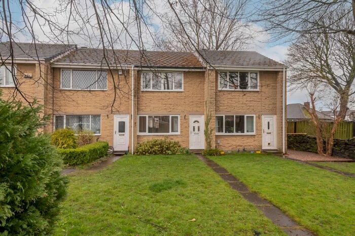 2 Bedroom Terraced House To Rent In Lee Way, Kirkburton, Huddersfield, HD8