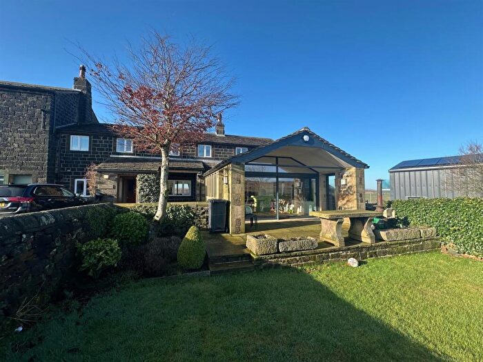 4 Bedroom Farm House To Rent In Cragg Vale, Hebden Bridge, HX7