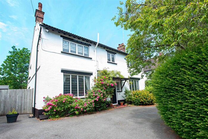4 Bedroom House For Sale In Sevenoaks Road, Orpington, BR6