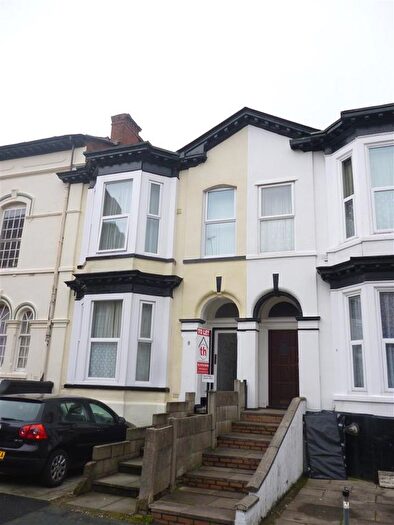 Studio To Rent In Flat, Bank Squaresouthport, PR9