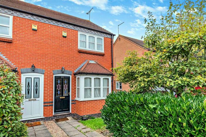 2 Bedroom Semi-Detached House For Sale In Sandhills Park, Newark, Nottinghamshire, NG24