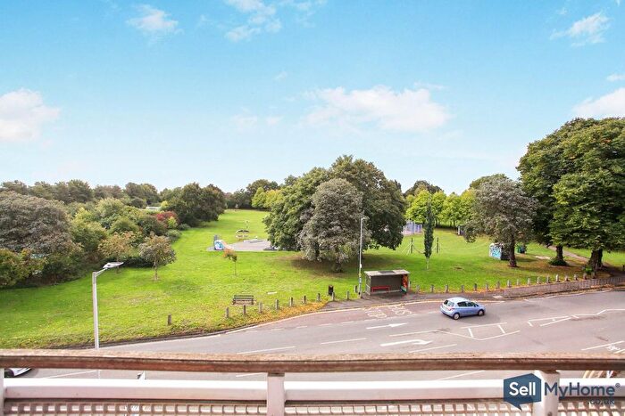 2 Bedroom Flat For Sale In Cubitt Way, Peterborough, PE2