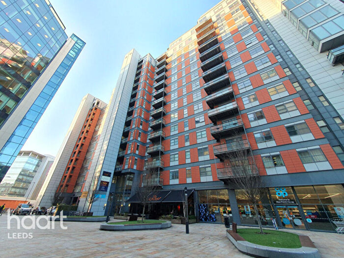 1 Bedroom Apartment For Sale In Wellington Street, Leeds, LS1