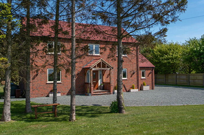 4 Bedroom Detached House For Sale In North End Lane, Saltfleetby, Louth, LN11