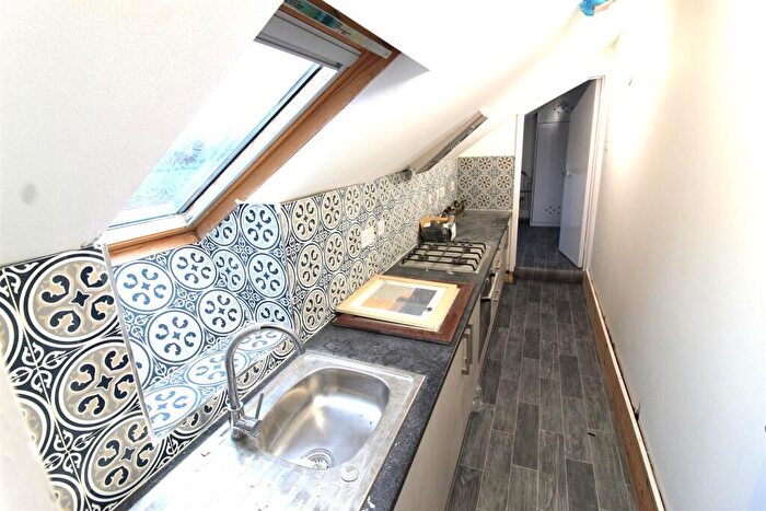 2 Bedroom House To Rent In Central Avenue, Leicester, LE2