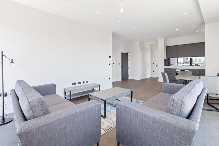 2 Bedroom Apartment To Rent In Dock East, Selsdon Way, E14