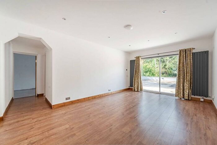 4 Bedroom Detached House To Rent In Bourne End Road, Northwood, HA6