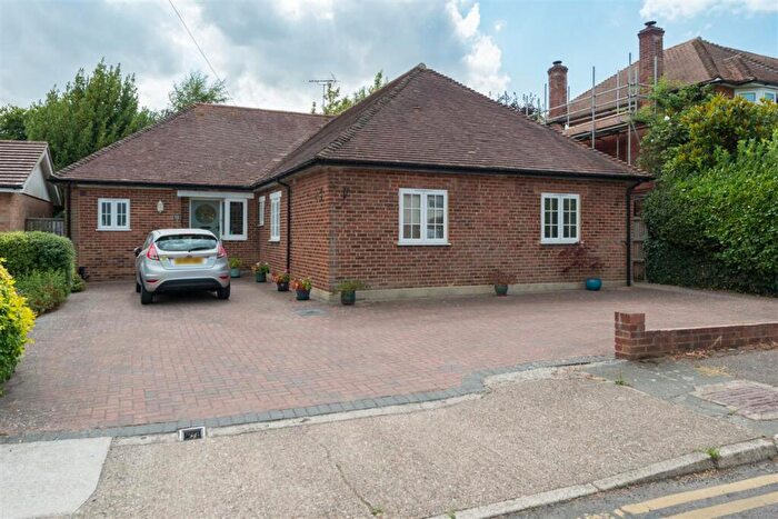 4 Bedroom Detached Bungalow For Sale In Lesley Avenue, Canterbury, CT1