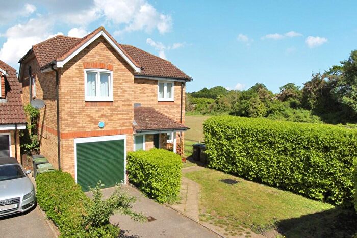 4 Bedroom Detached House For Sale In Elder Close, Beeston, Sandy, Bedfordshire, SG19