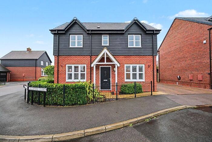 4 Bedroom Detached House For Sale In Lelleford Close, Long Lawford, Rugby, CV23