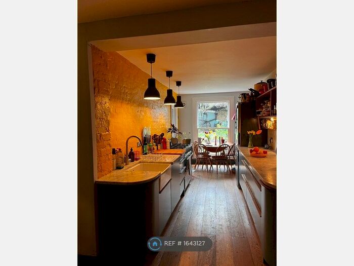 1 Bedroom Flat To Rent In London, London, SE15