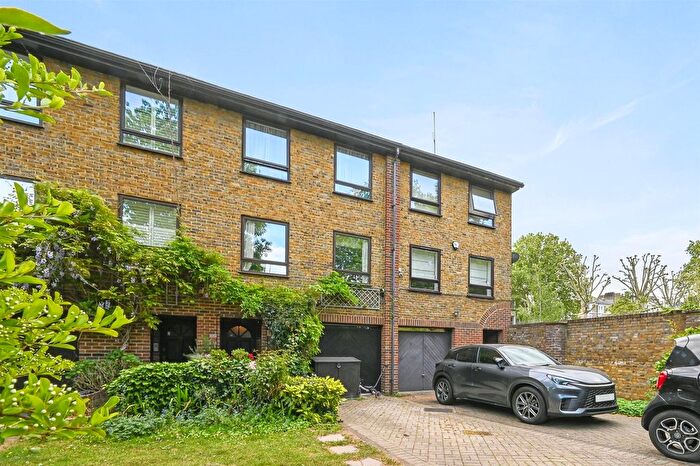 6 Bedroom Terraced House For Sale In Abinger Mews, London, W9