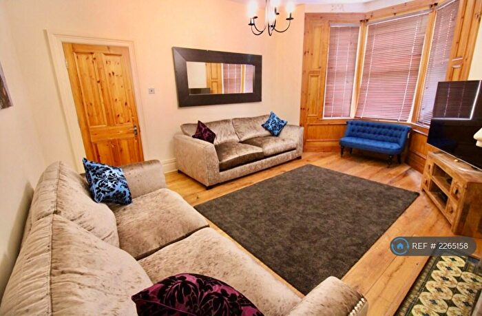 8 Bedroom Terraced House To Rent In Osborne Avenue, Newcastle Upon Tyne, NE2