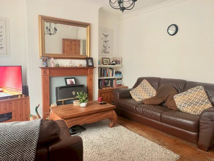 3 Bedroom Semi-Detached House To Rent In School Lane, Chilwell, NG9