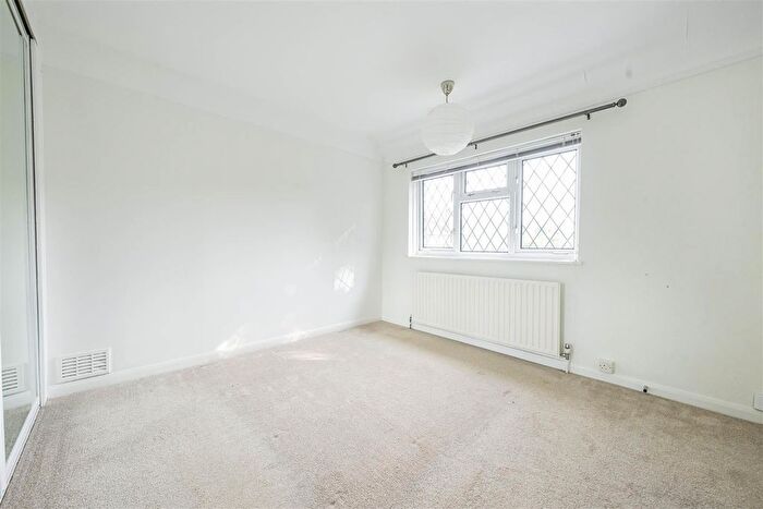 2 Bedroom End Of Terrace House For Sale In Gostling Road, Twickenham, TW2