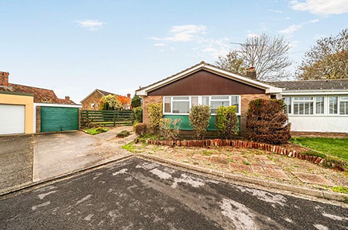 3 Bedroom Bungalow For Sale In Legion Road, Yeovil, Somerset, BA21