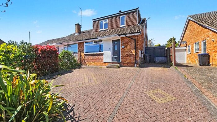 4 Bedroom Semi-Detached Bungalow For Sale In Parracombe Way, Northampton, NN3