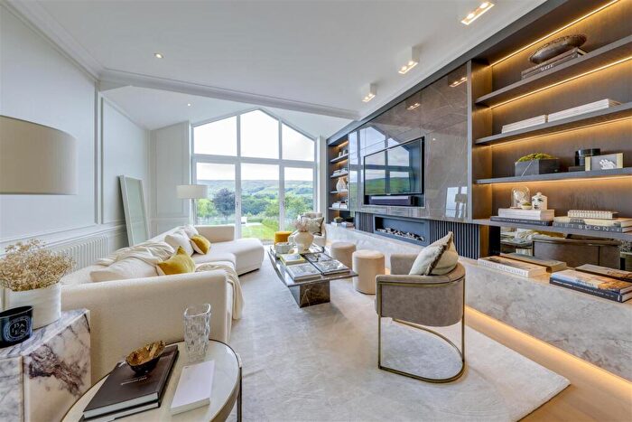 4 Bedroom Semi Detached House For Sale In Booth Road, Waterfoot, Rossendale, BB4