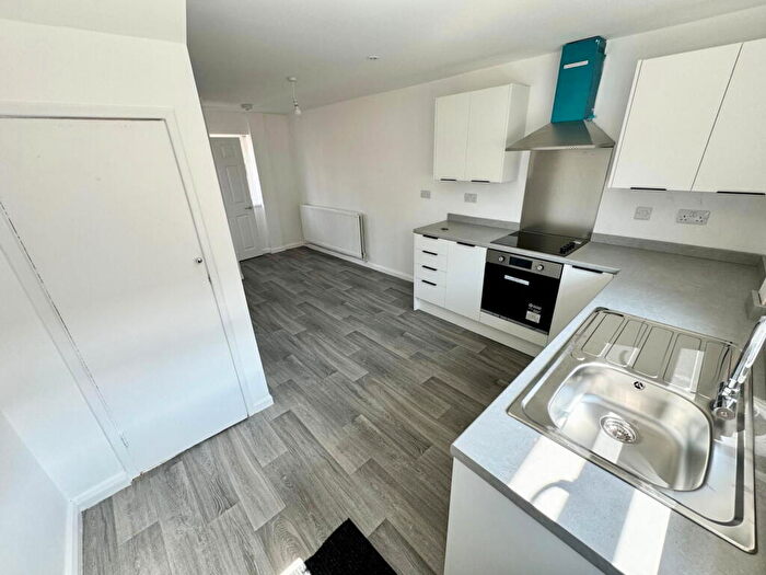 3 Bedroom Town House To Rent In Napier Street, South Shields, NE33