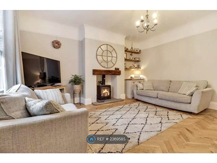 2 Bedroom Terraced House To Rent In Cooperative Street, Horbury, Wakefield, WF4