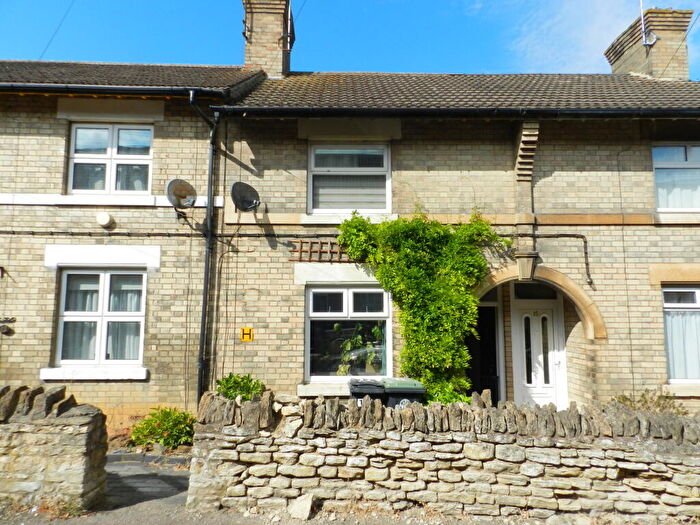 3 Bedroom Terraced House To Rent In Eastfield Road, Irthlingborough, North Northamptonshire, NN9